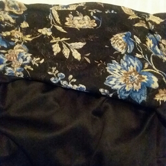 Lane Bryant Flower Sparkle Top Size 22/24 - Picture 4 of 5